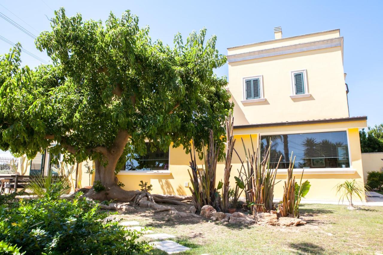 B&B I Tre Ulivi Salice Salentino Exterior photo